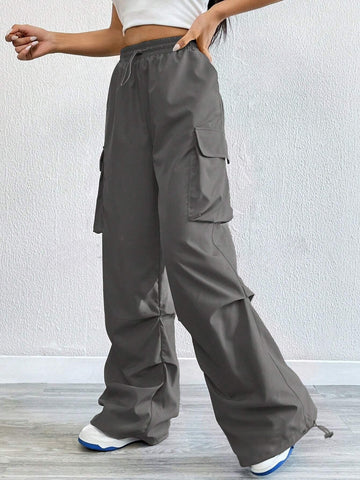 Women's Relax Fit Cargo Pants with Utility Pockets